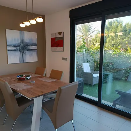 Tindra Punta Prima Apartamento *